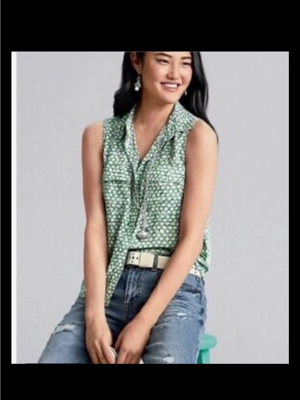 CAbi Sea Glass Shimmer Top Sleeveless V-Neck Blouse Size Large #5910